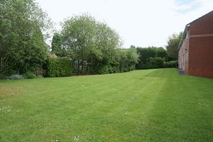 Photo 7- click for photo gallery